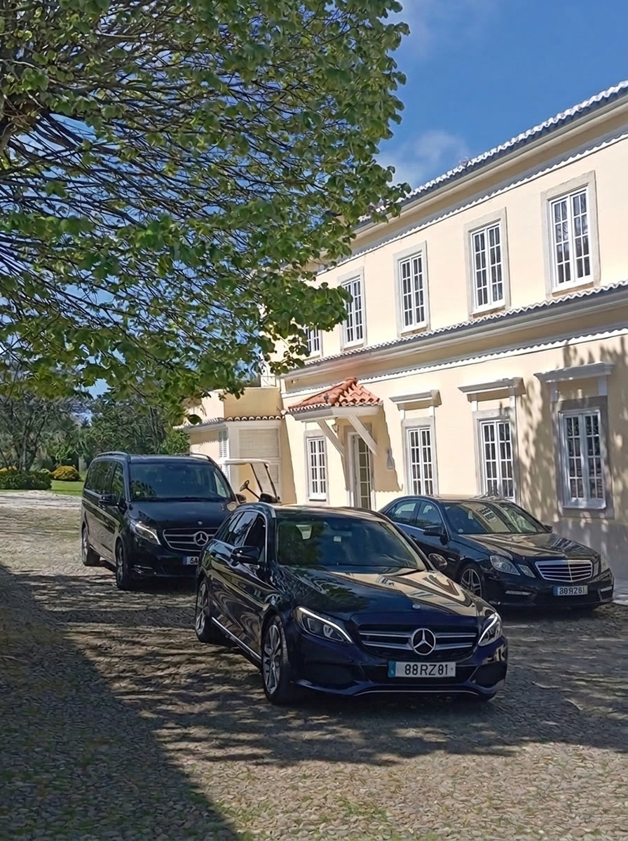 Black Key Mercedes fleet — V-Class, C-Class Estate and E-Class — outside a Portuguese manor house
